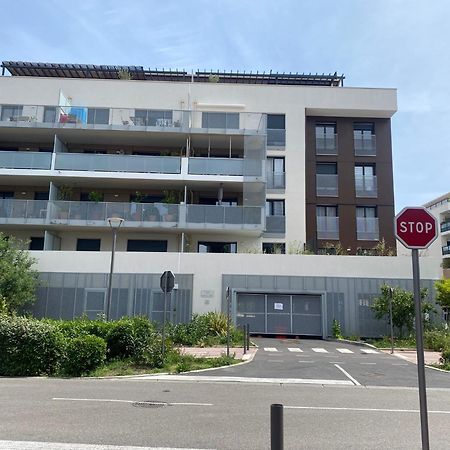 Appartement Type 2 Neuf +Grande Terrasse Le Lavandou Exterior photo
