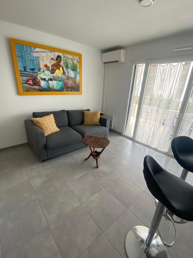 Appartement Type 2 Neuf +Grande Terrasse Le Lavandou Exterior photo