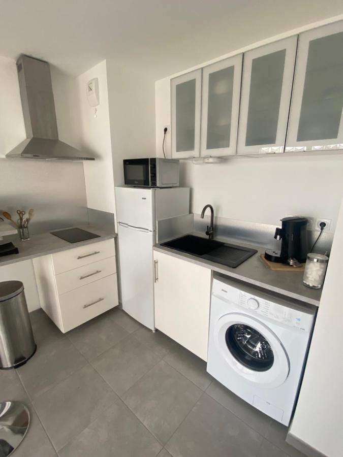 Appartement Type 2 Neuf +Grande Terrasse Le Lavandou Exterior photo